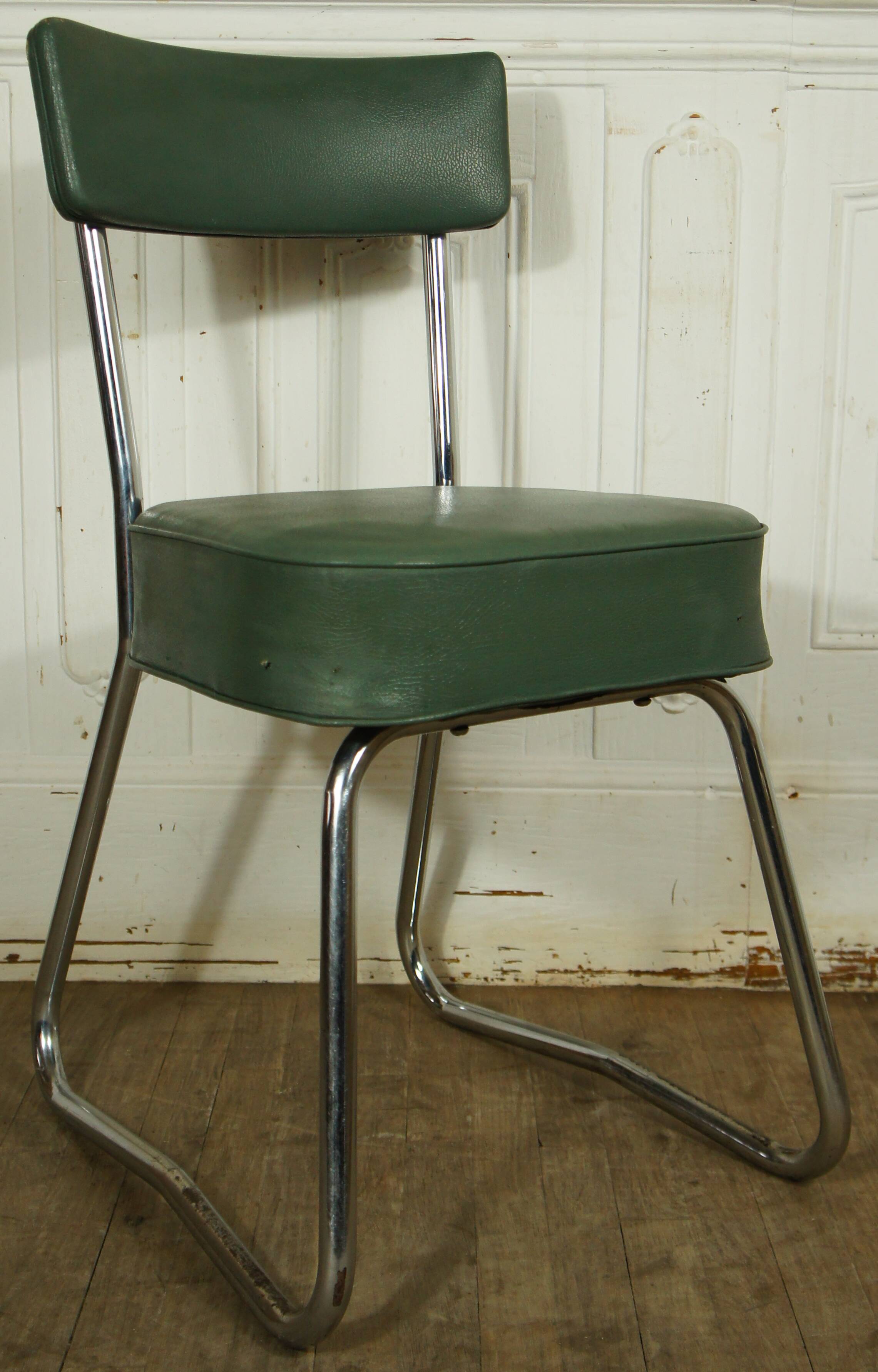 Industrial chair Pullman Ronéo 1950