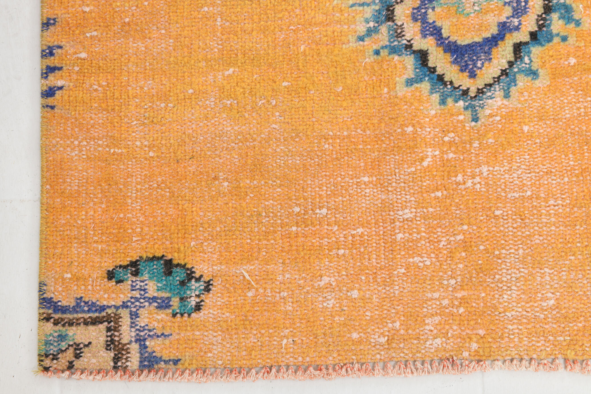 2x8 Short Classic Runner Rug, 56x234Cm