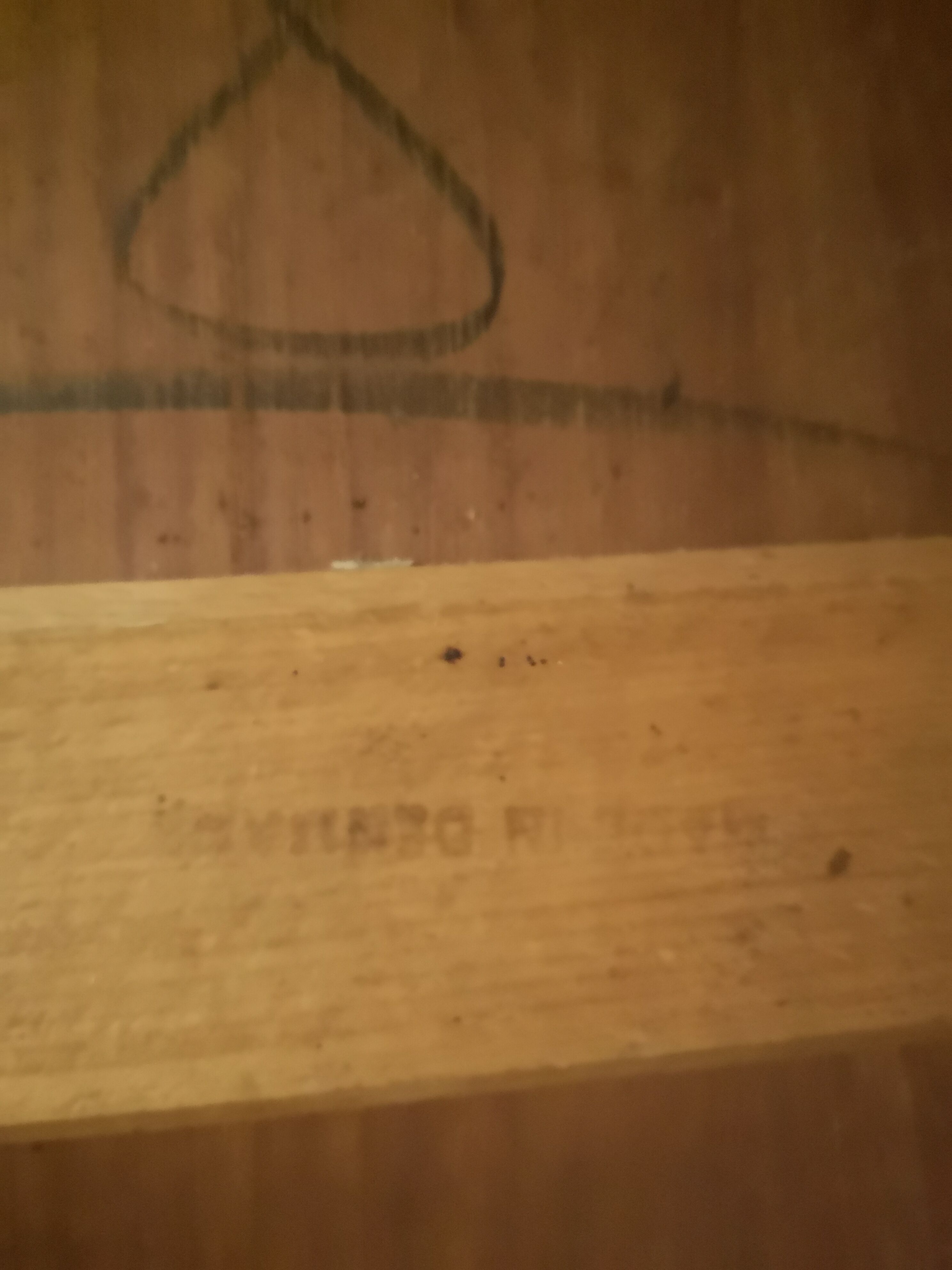 Scandinavian extendable round dining table in teak