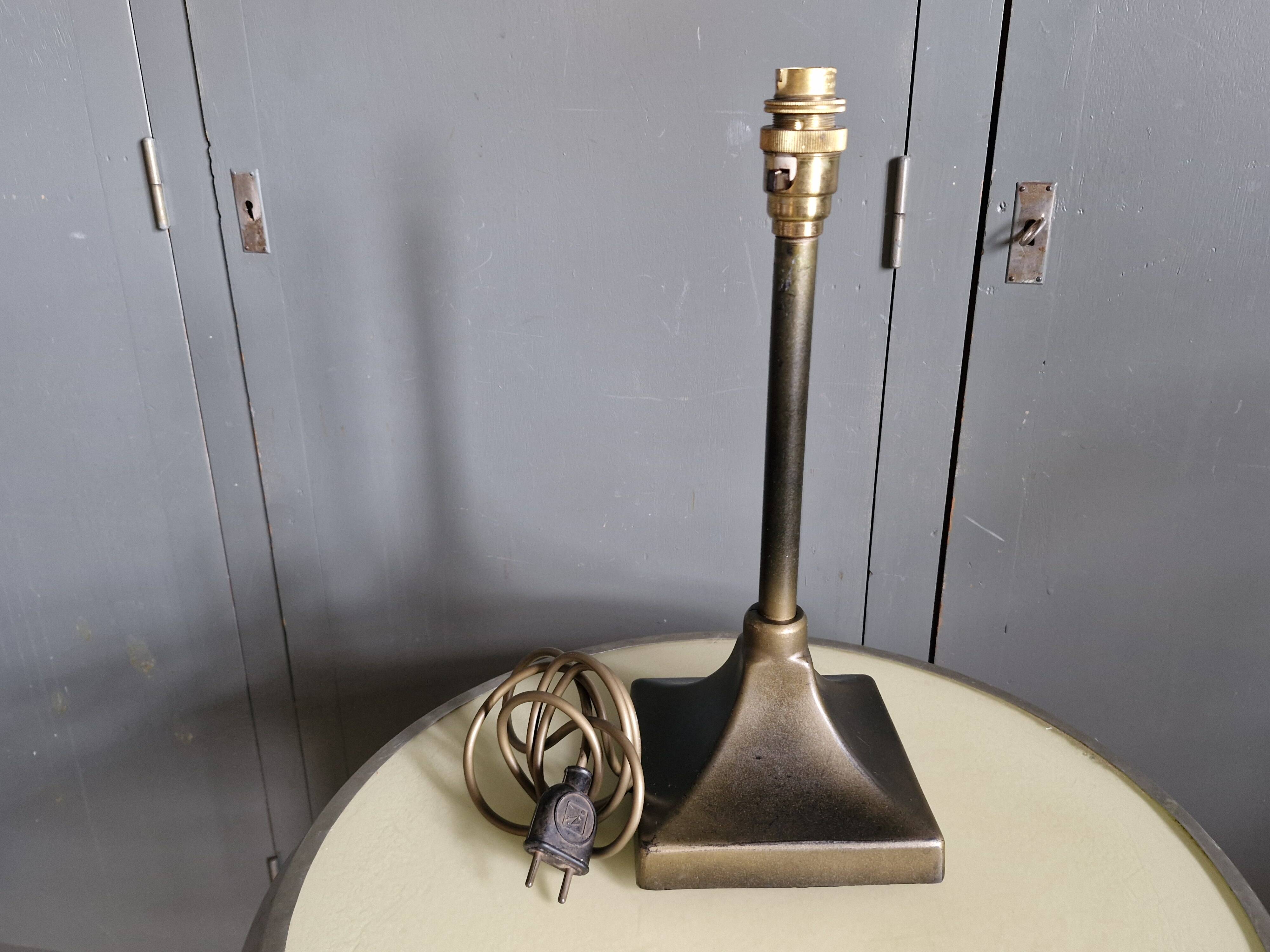 Old bronze lamp base, brown patina - Made in England