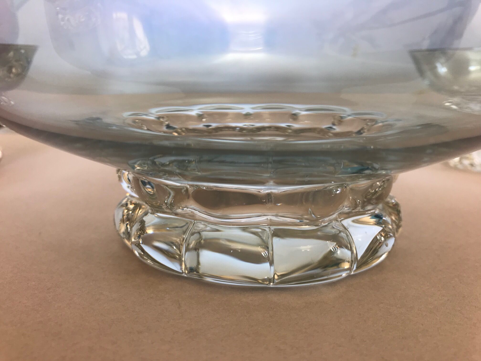 Cut and old coloured bowls