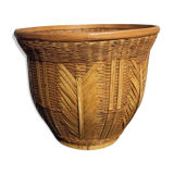 Wicker basket year 80 pot cache
