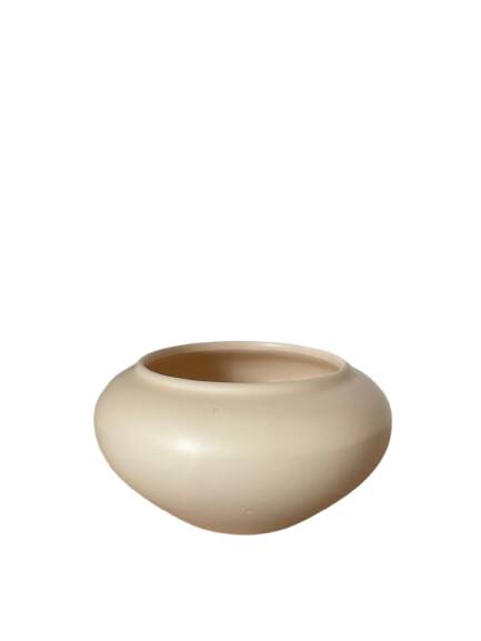 Set of 8 decorative items