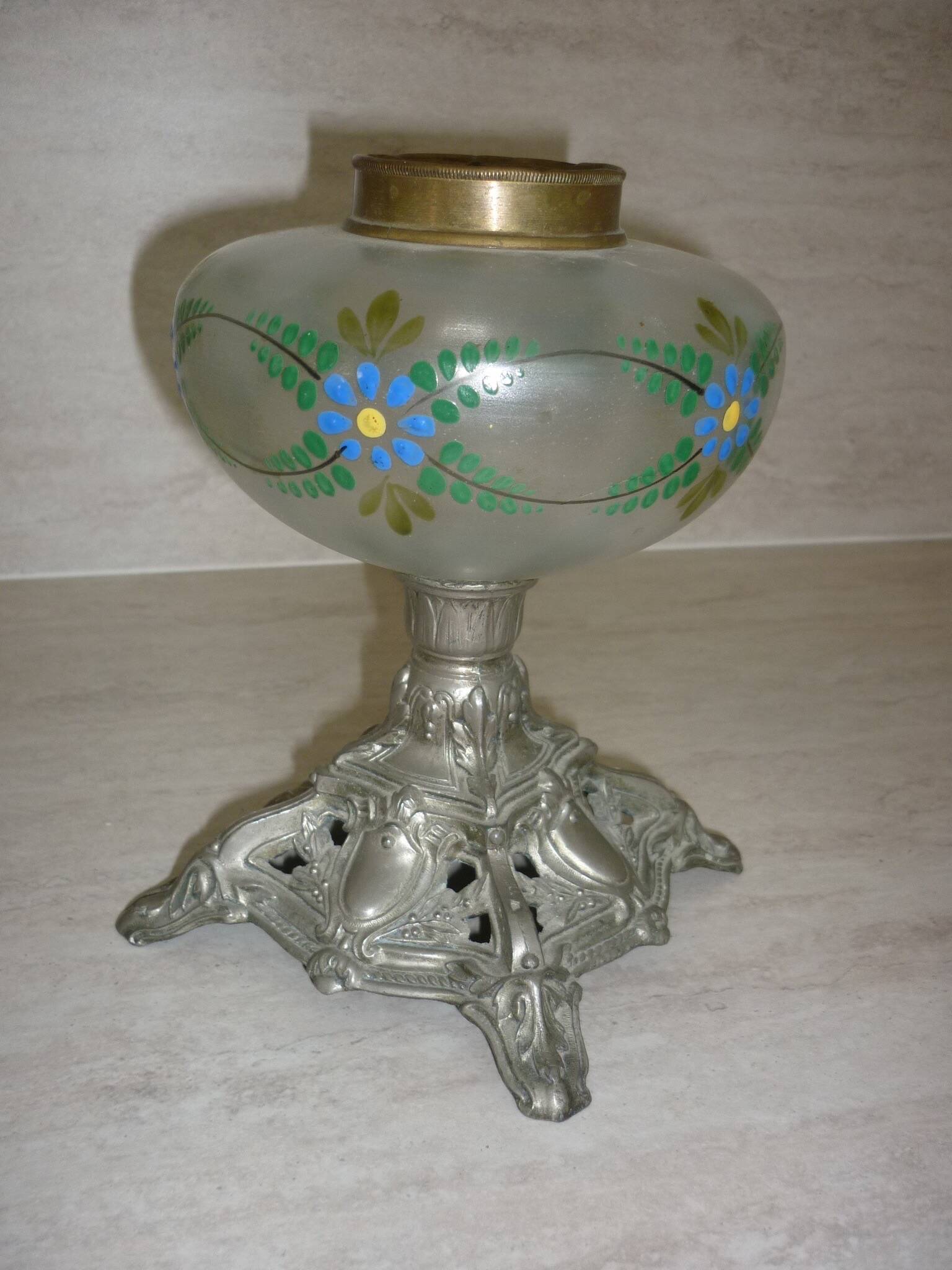 Painted oil lamp vase on pewter stand from the 19th century