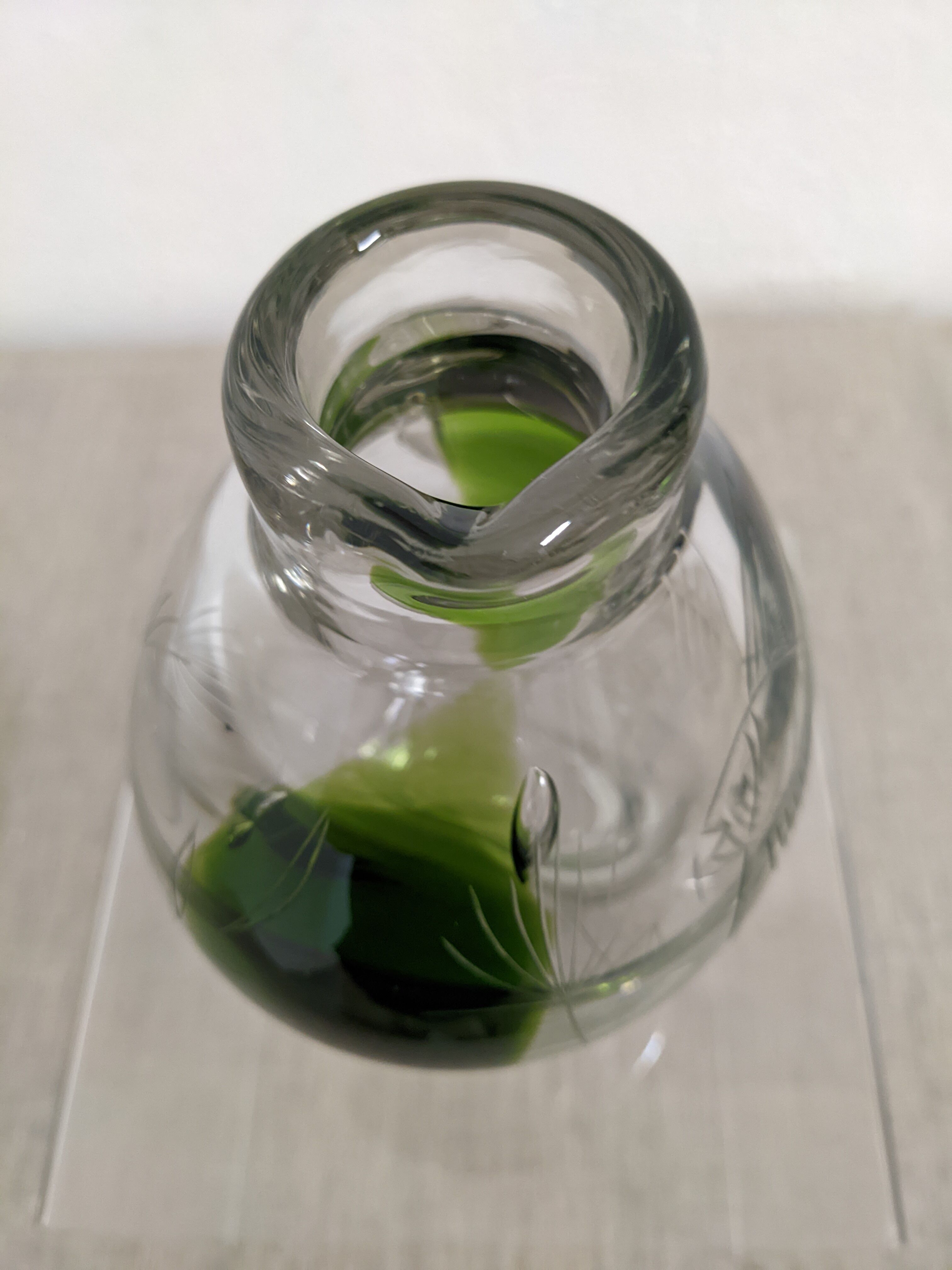 Engraved glass vase decorated with fish from the 60s/70s