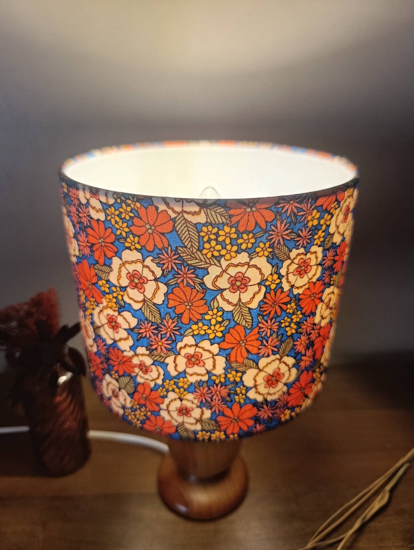 lampe bois vintage inspiration pop liberty/fleurs