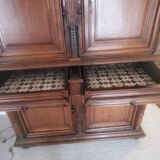 Antique two-part cabinet in solid wood, molded and carved