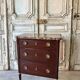 Petite commode de style Louis XVI 20e siècle