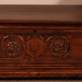 Italian Renaissance walnut chest - circa 1600