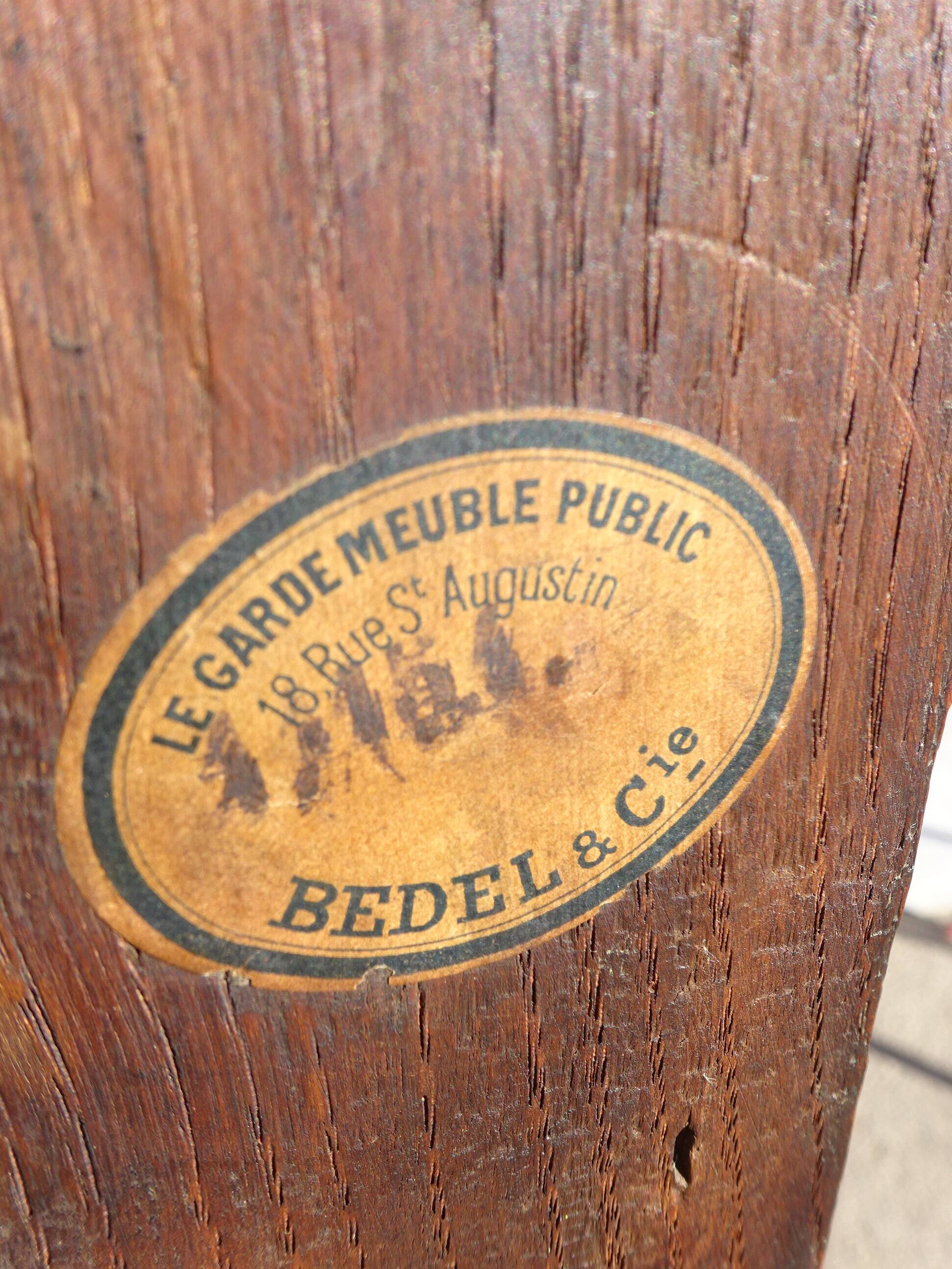 Former Bedel & Cie dresser