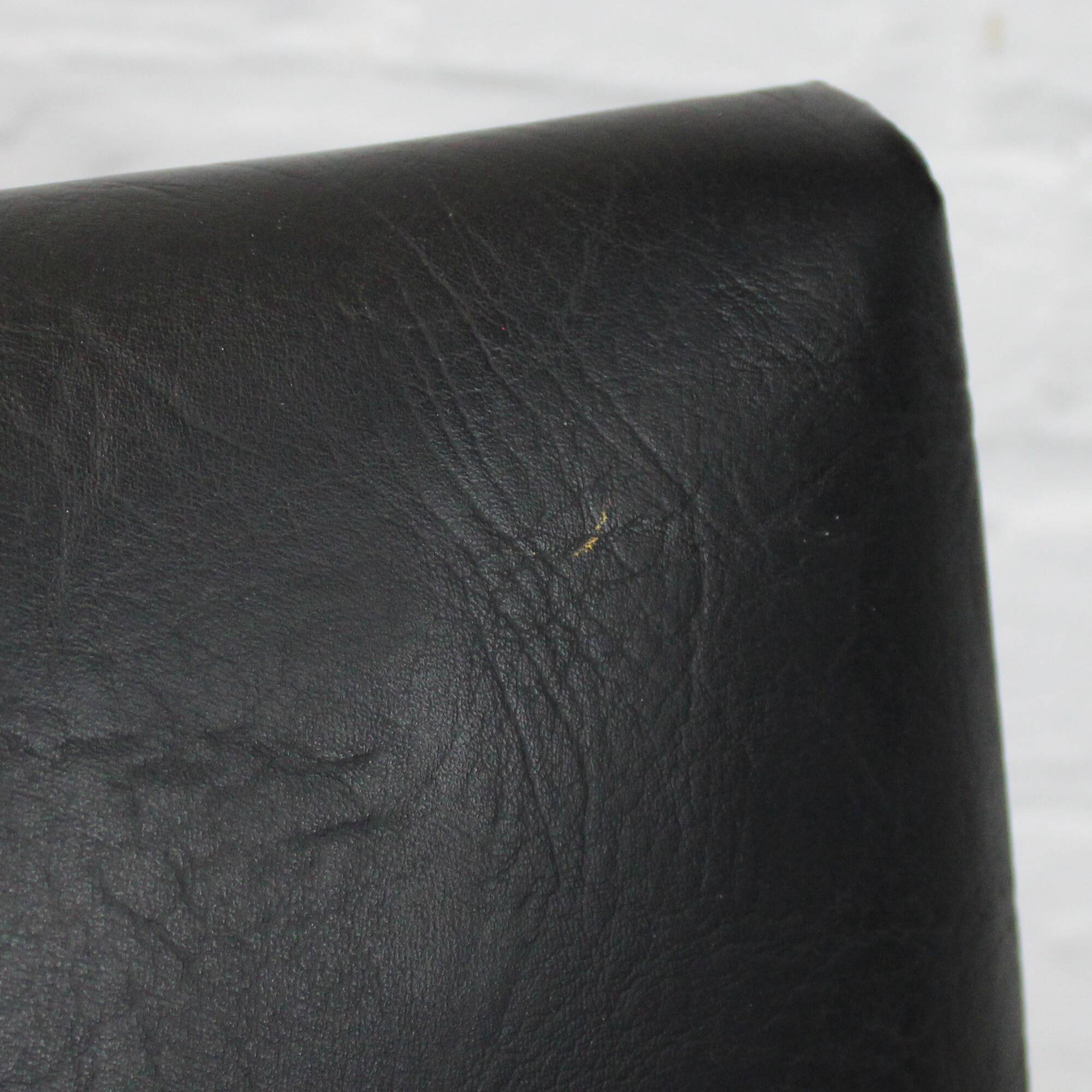 Set of 6 Robert chairs by Pierre Guariche for Meurop 1960s