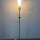 Lampada da terra in ottone e vetro