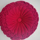 Round velvet cushion