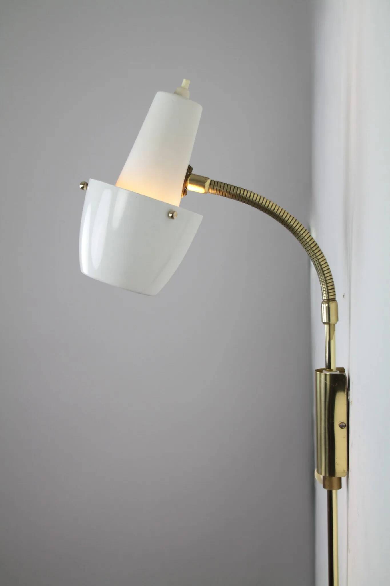 Model V-45 Wall Lamp by Eric Wärnå for EWÅ Armaturfabrik, Värnamo, Sweden — 1960s
