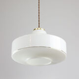 Suspension italienne en verre blanc et laiton du milieu du siècle