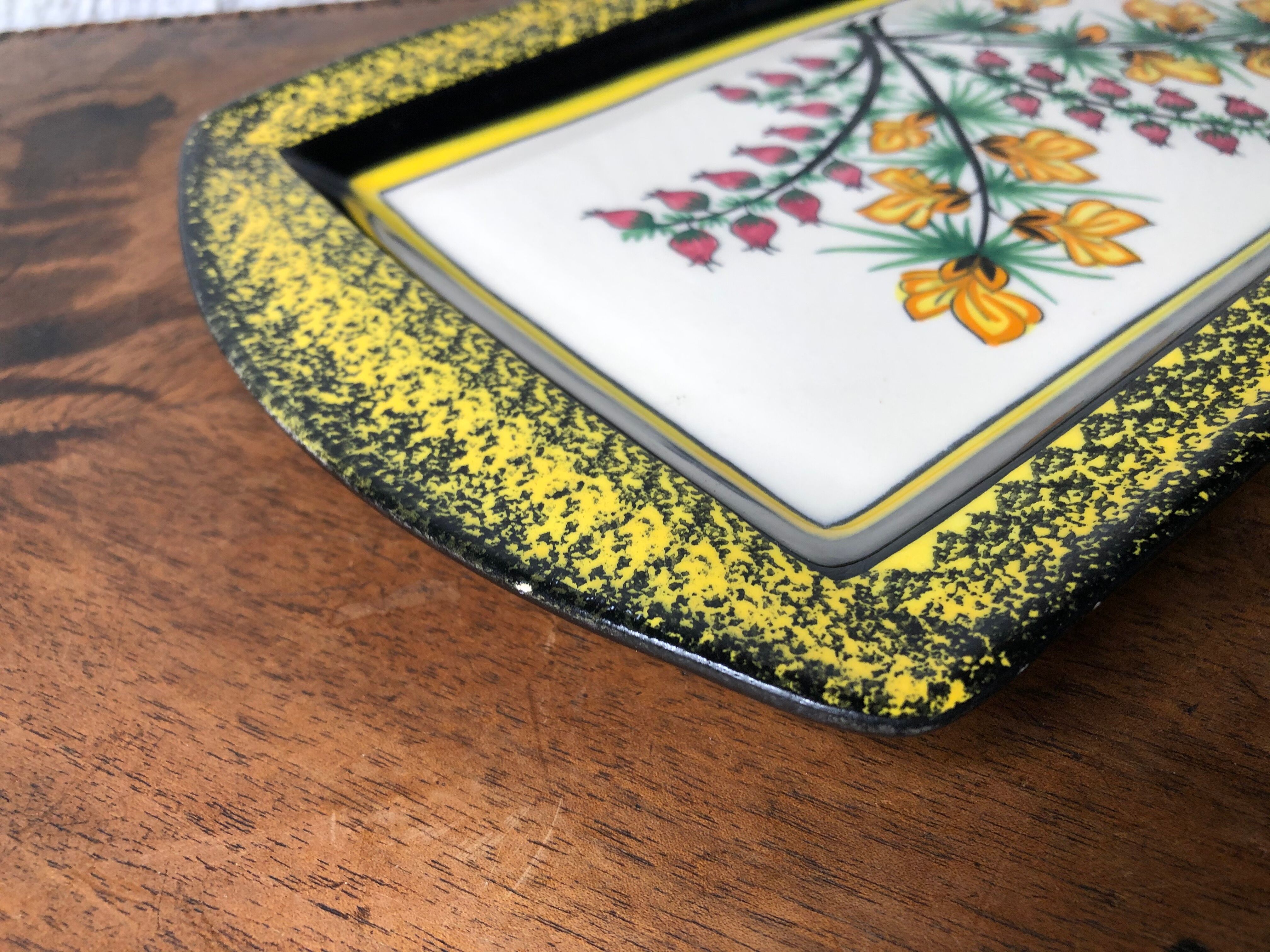 Henriot Quimper cake dish