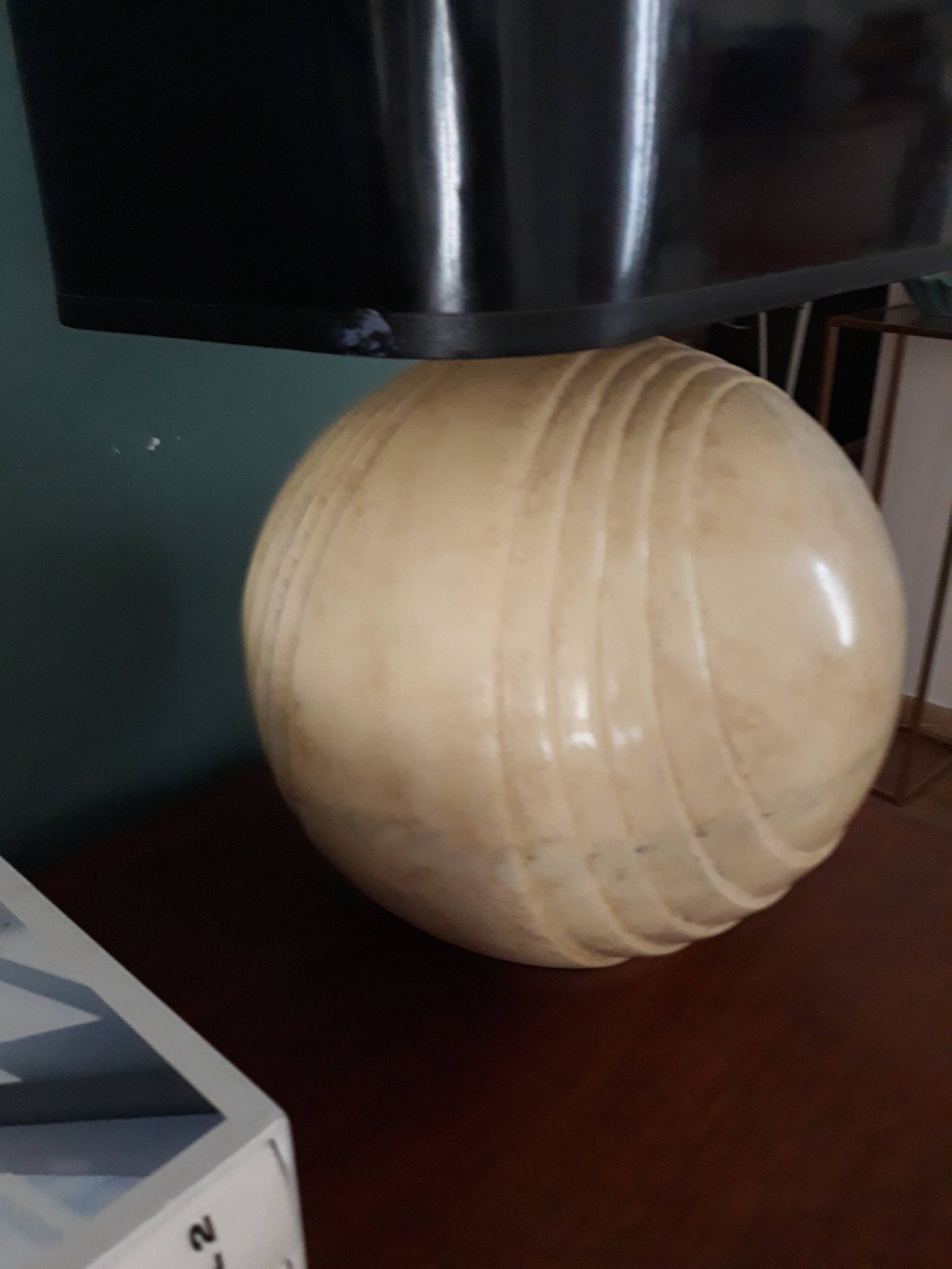 Lampe en céramique façon marbre années 70