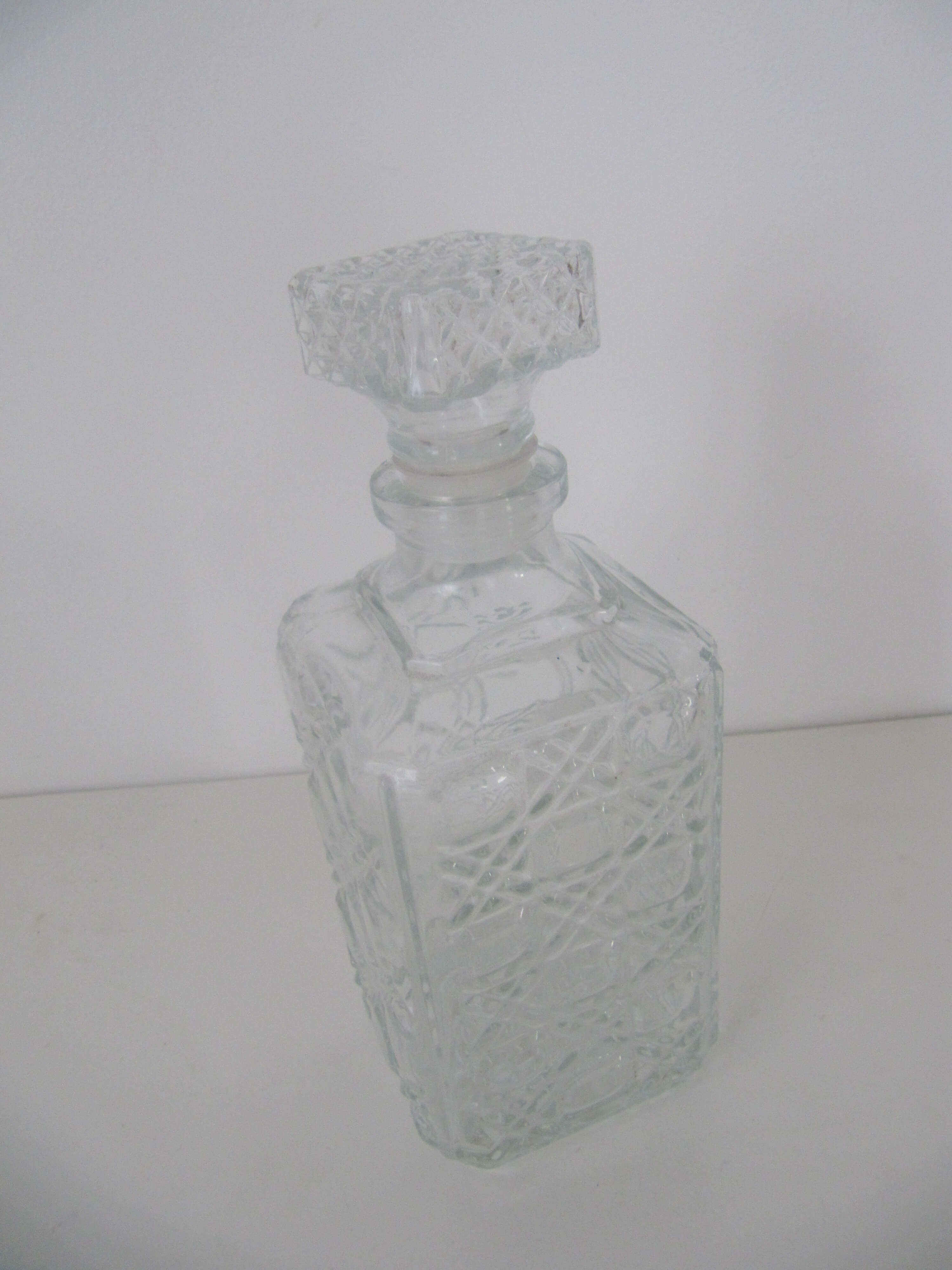Glass - Vintage whiskey decanter