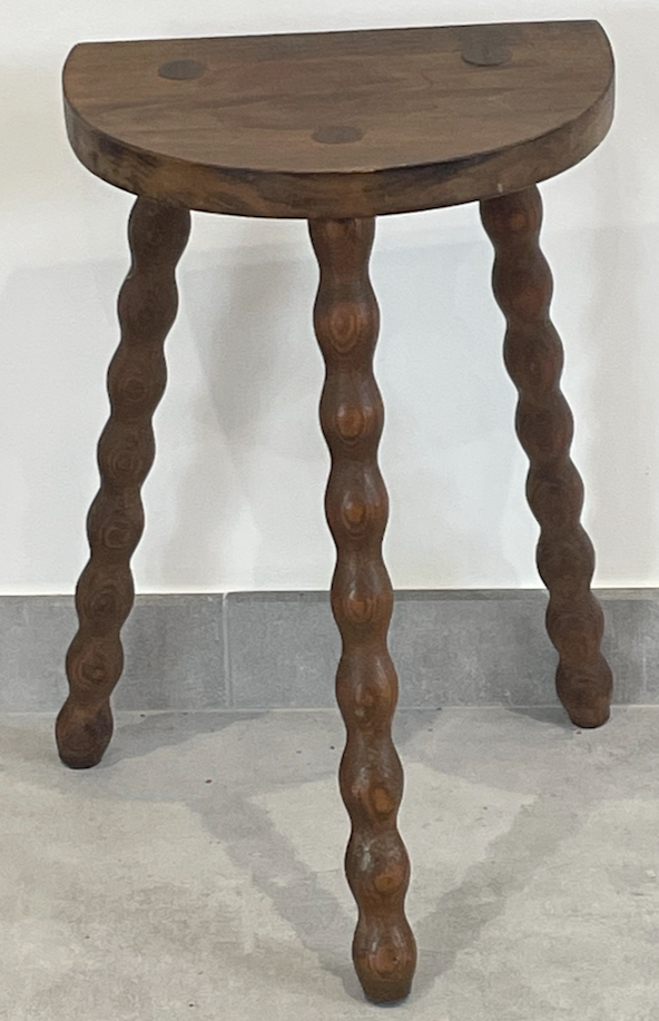 Tripod stools twisted feet