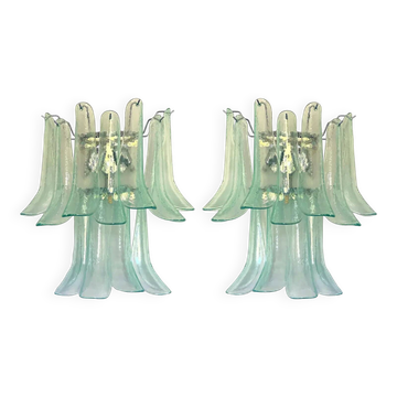 Paire de appliques contemporaines en verre de Murano "Selle" avec eau verte.