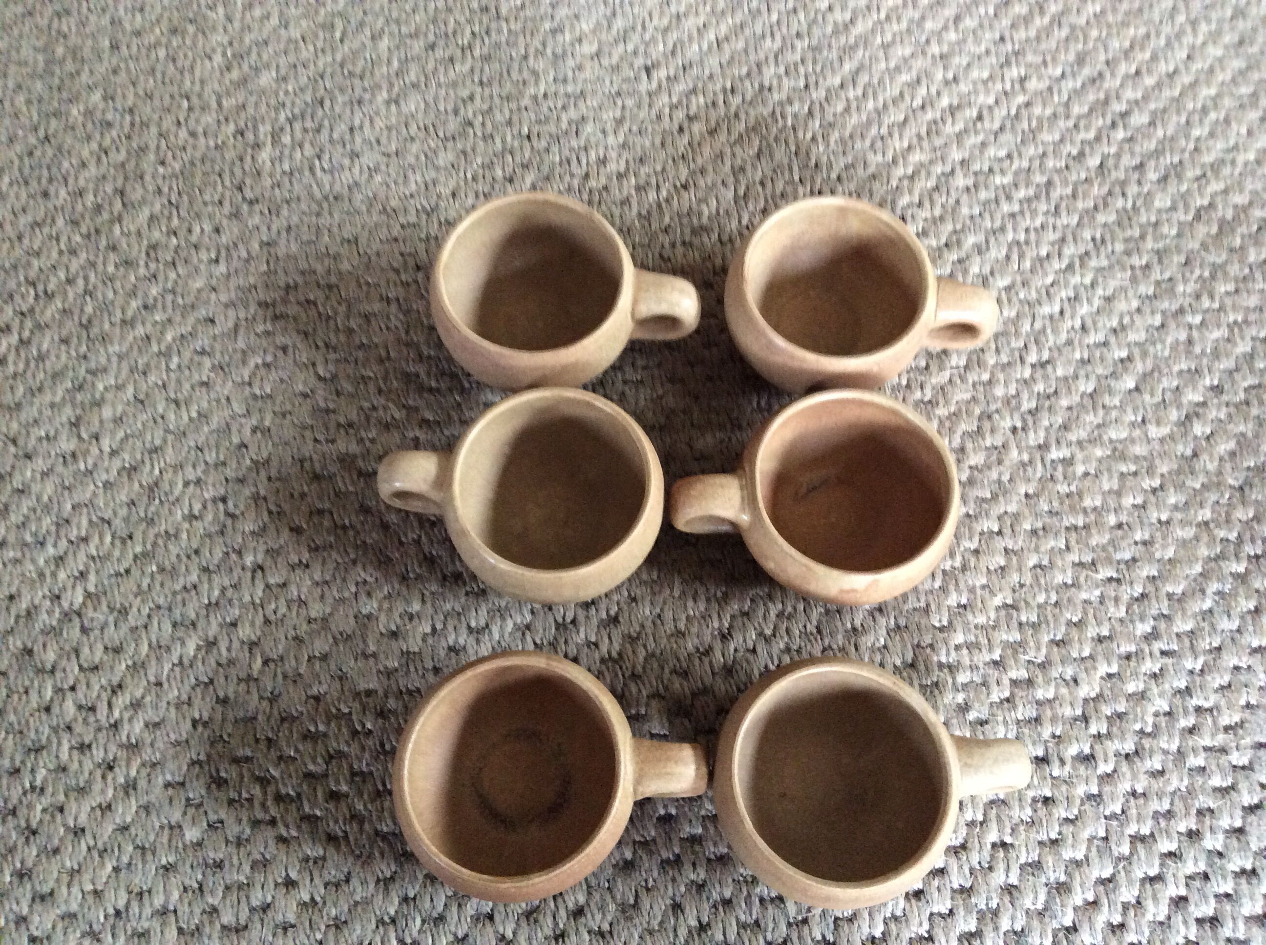 Series of 6 sandstone cups