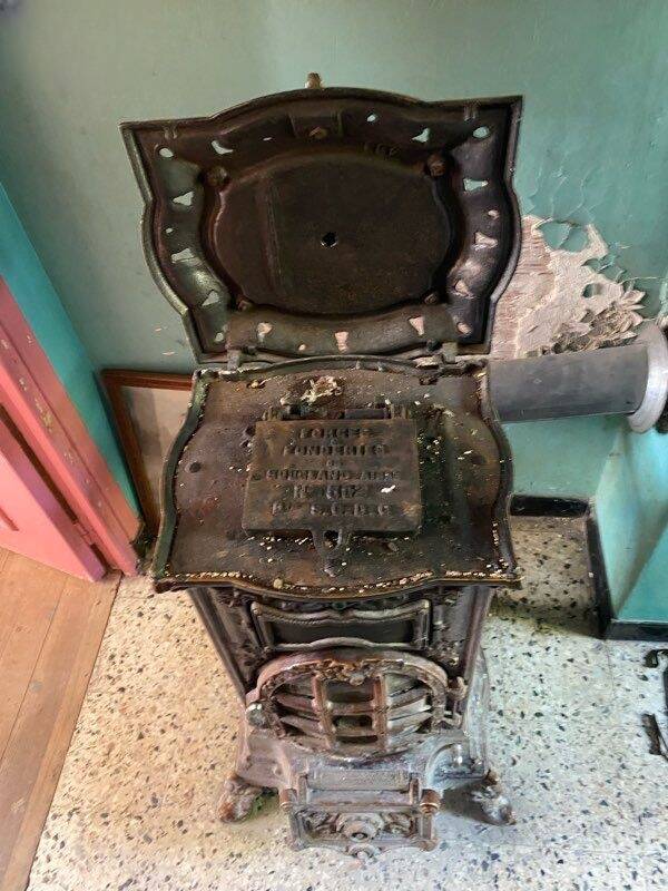 Wood stove