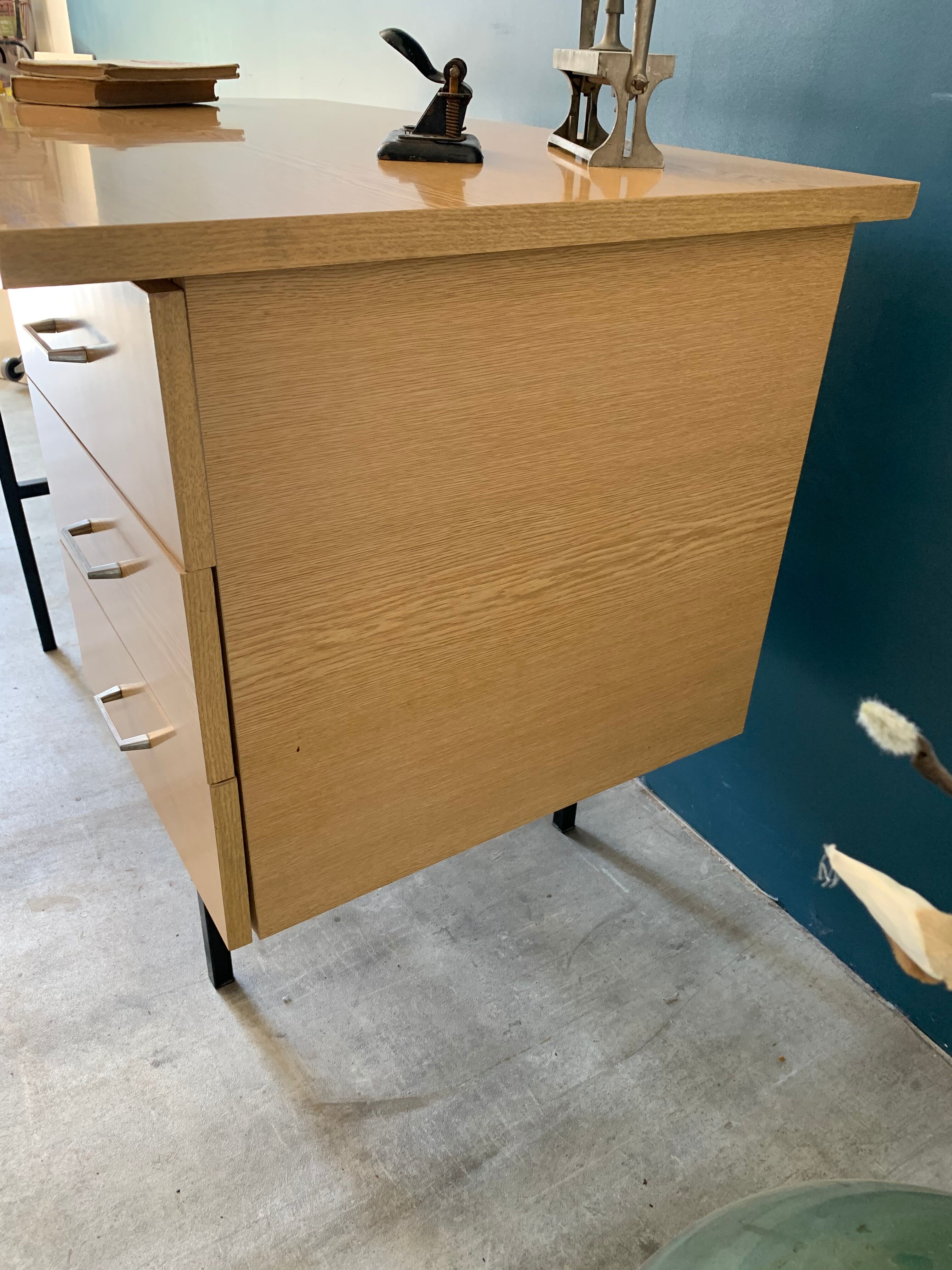 Modernist desk