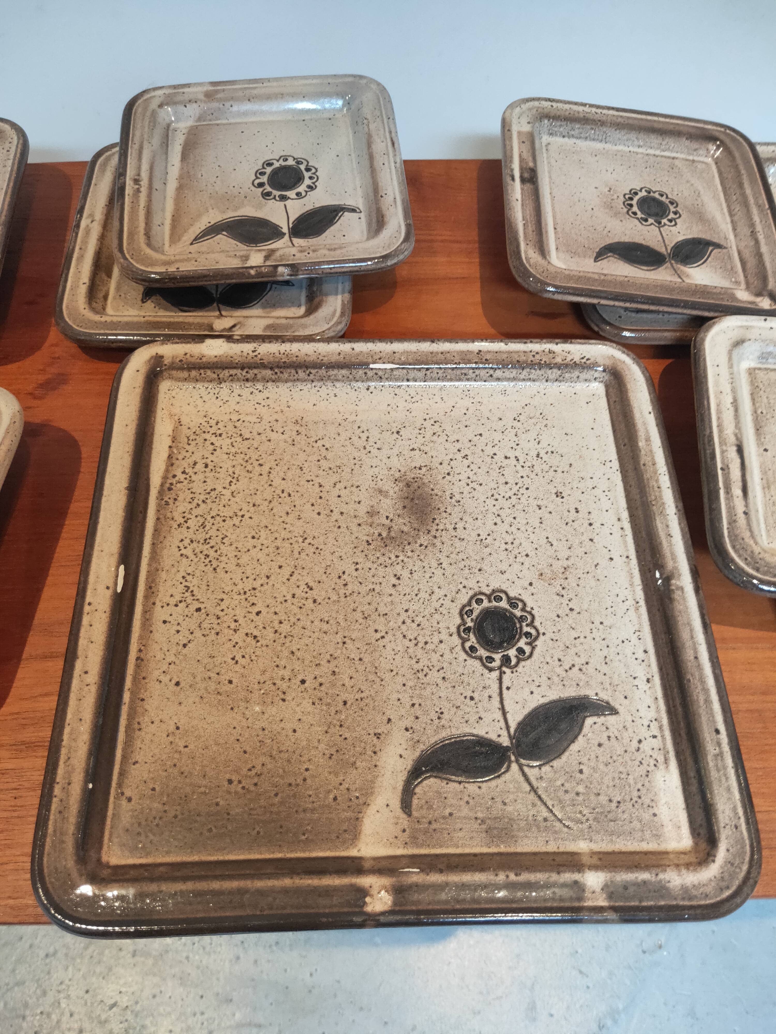 Vintage ceramic service Les Grottes Dieulefit