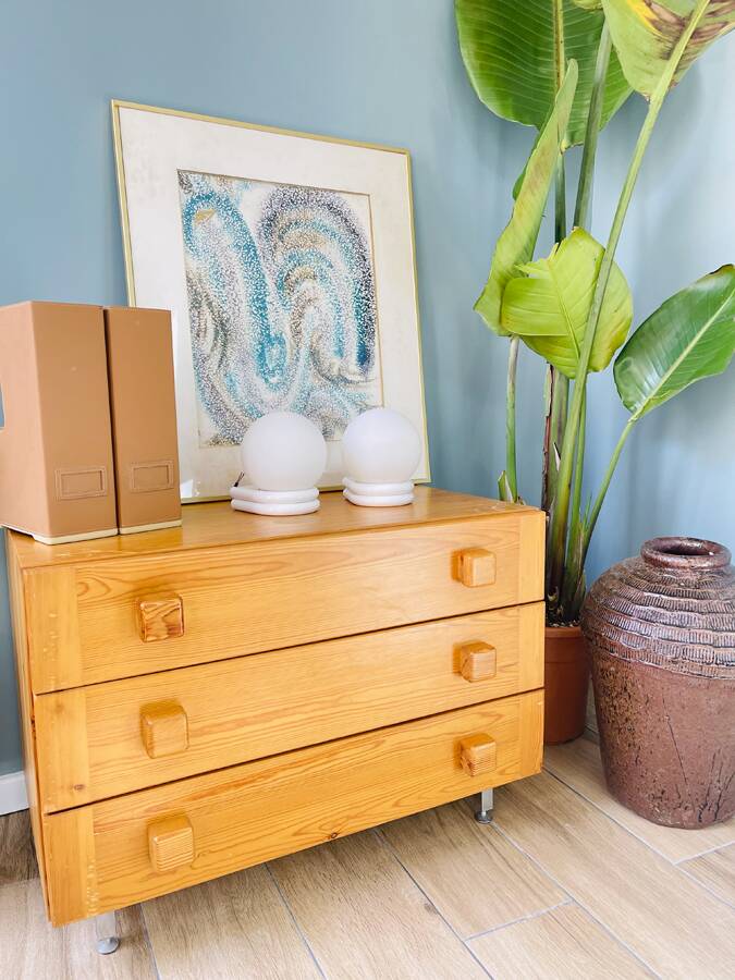 Vintage pine chest of drawers – 1970s minimalist design