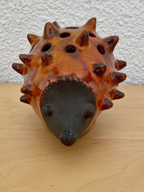 Vase pique flower hedgehog
