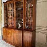 Bibliothèque anglaise en acajou vers 1900