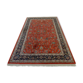 Sarouk hand made wool oriental rug