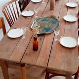 Farm table