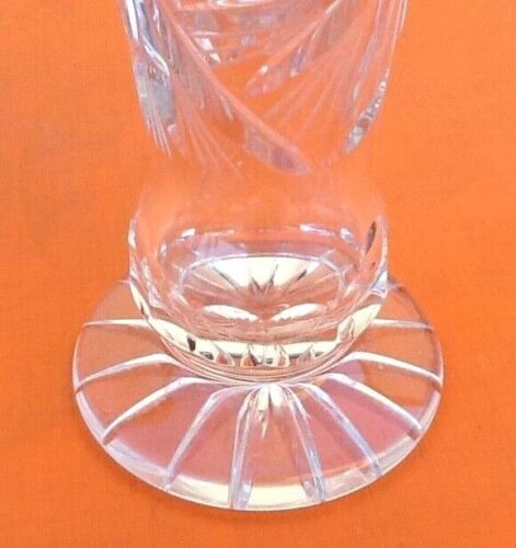 1970s vase cornet on pedestal crystal cut and chiseled