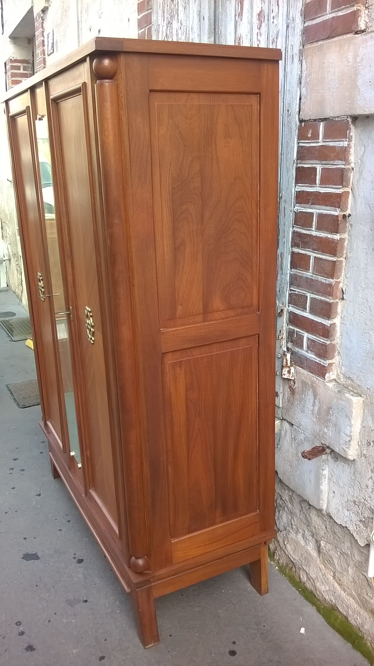 Wardrobe wardrobe year 50