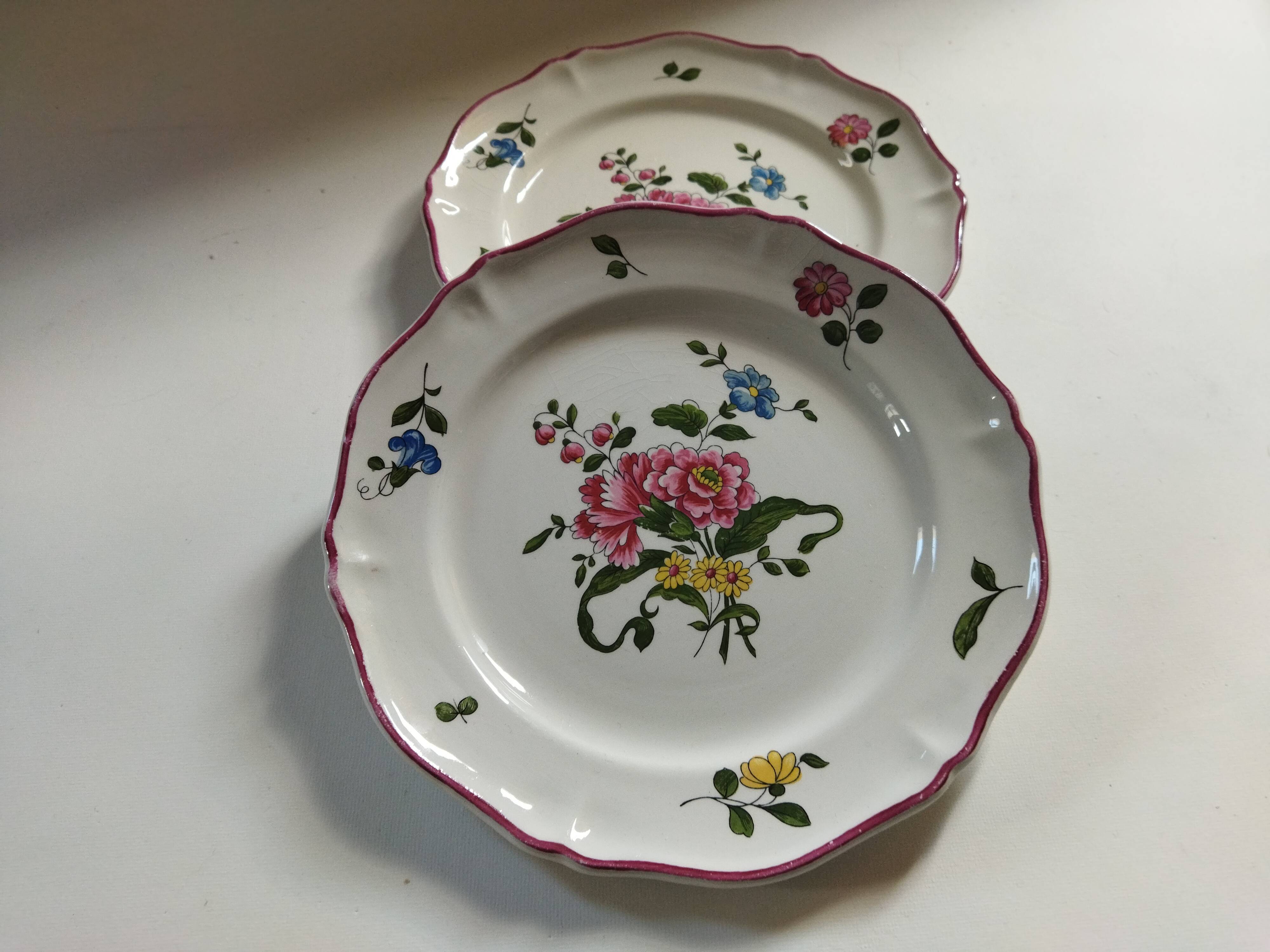 Dessert plates Vieux Saint-Amand