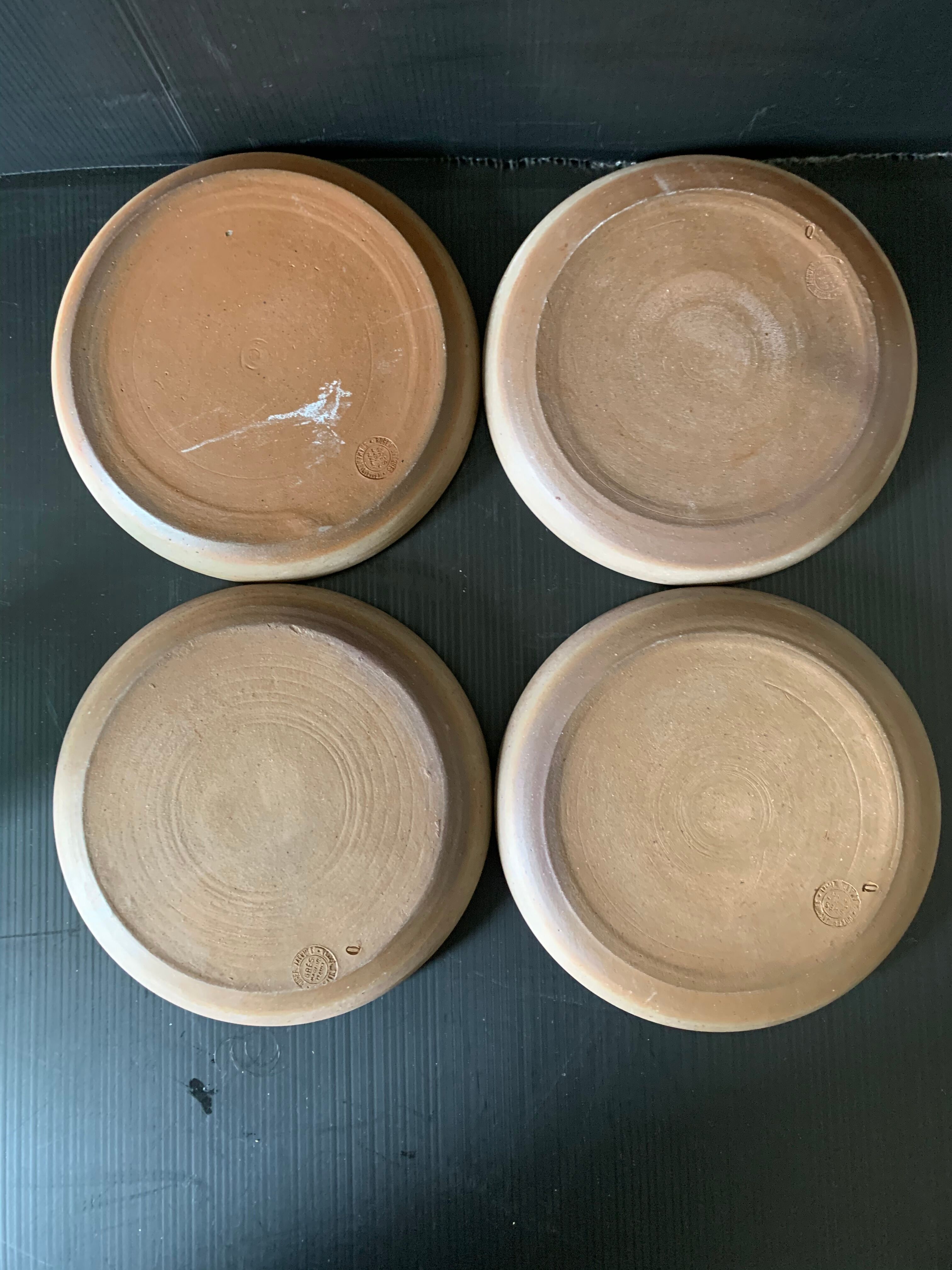 4 sandstone plates