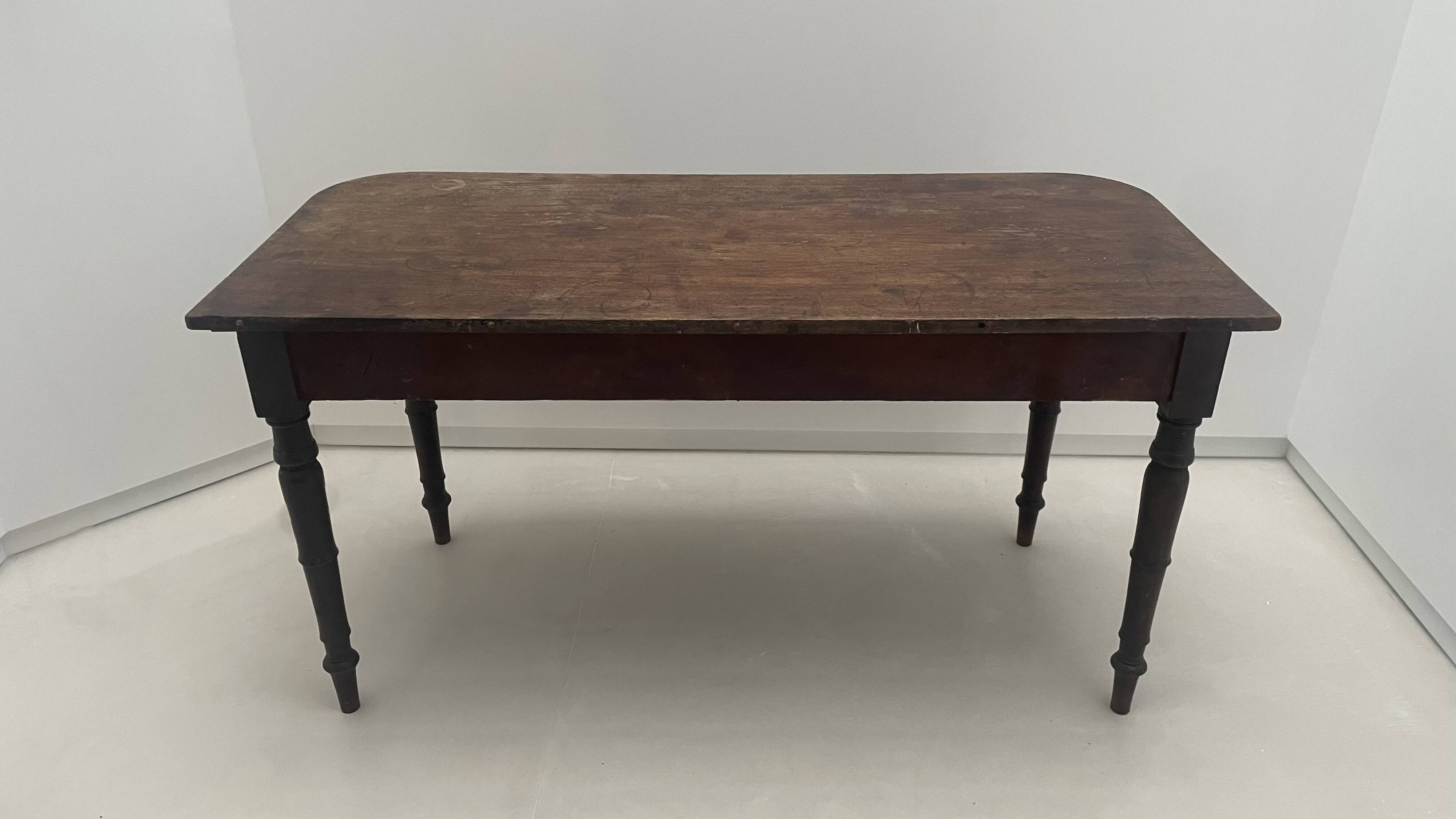 Table console