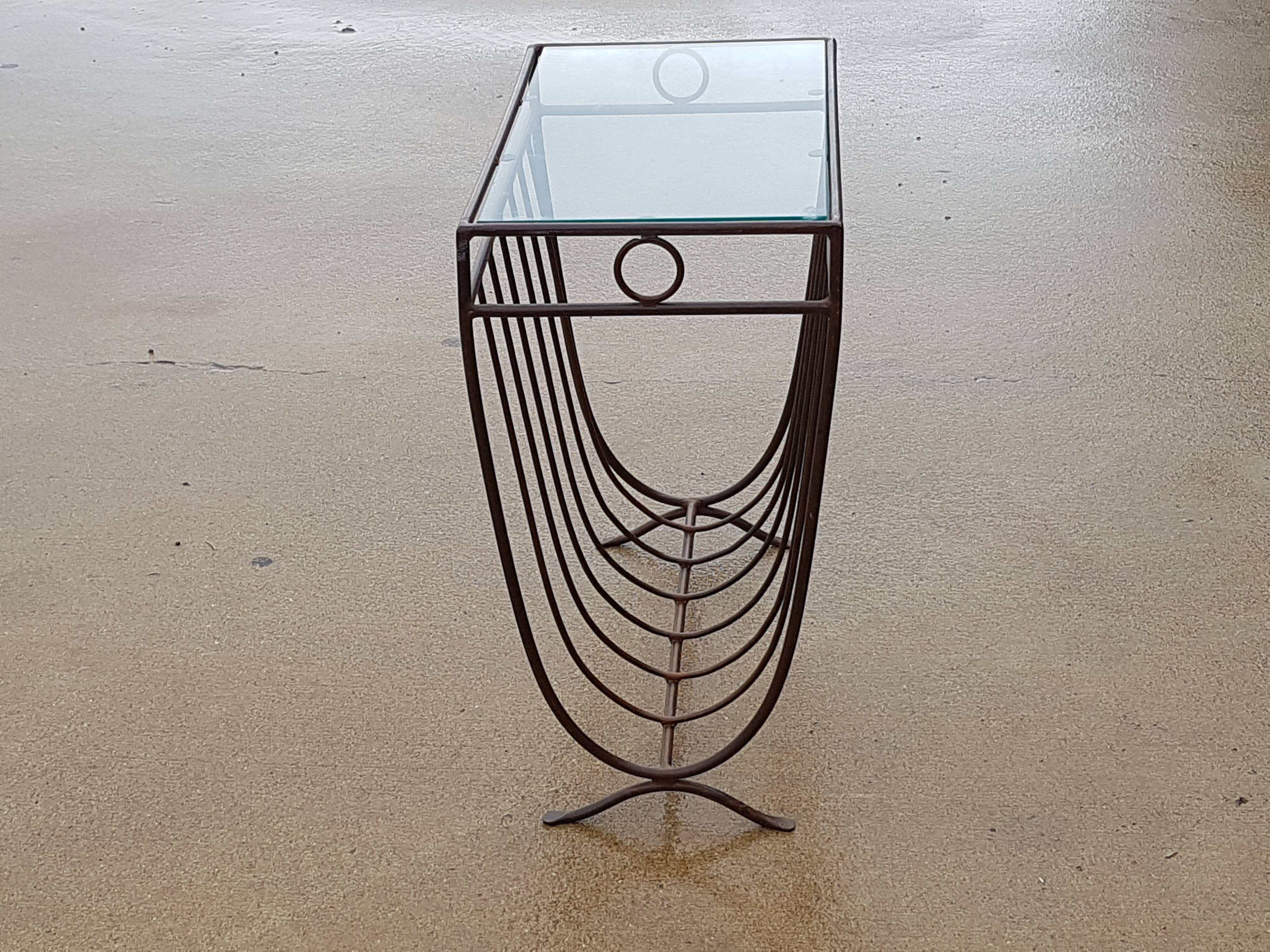 Metal magazine holder