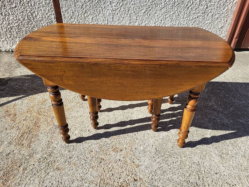 Table louis philippe 8 pieds avec 8 allonges