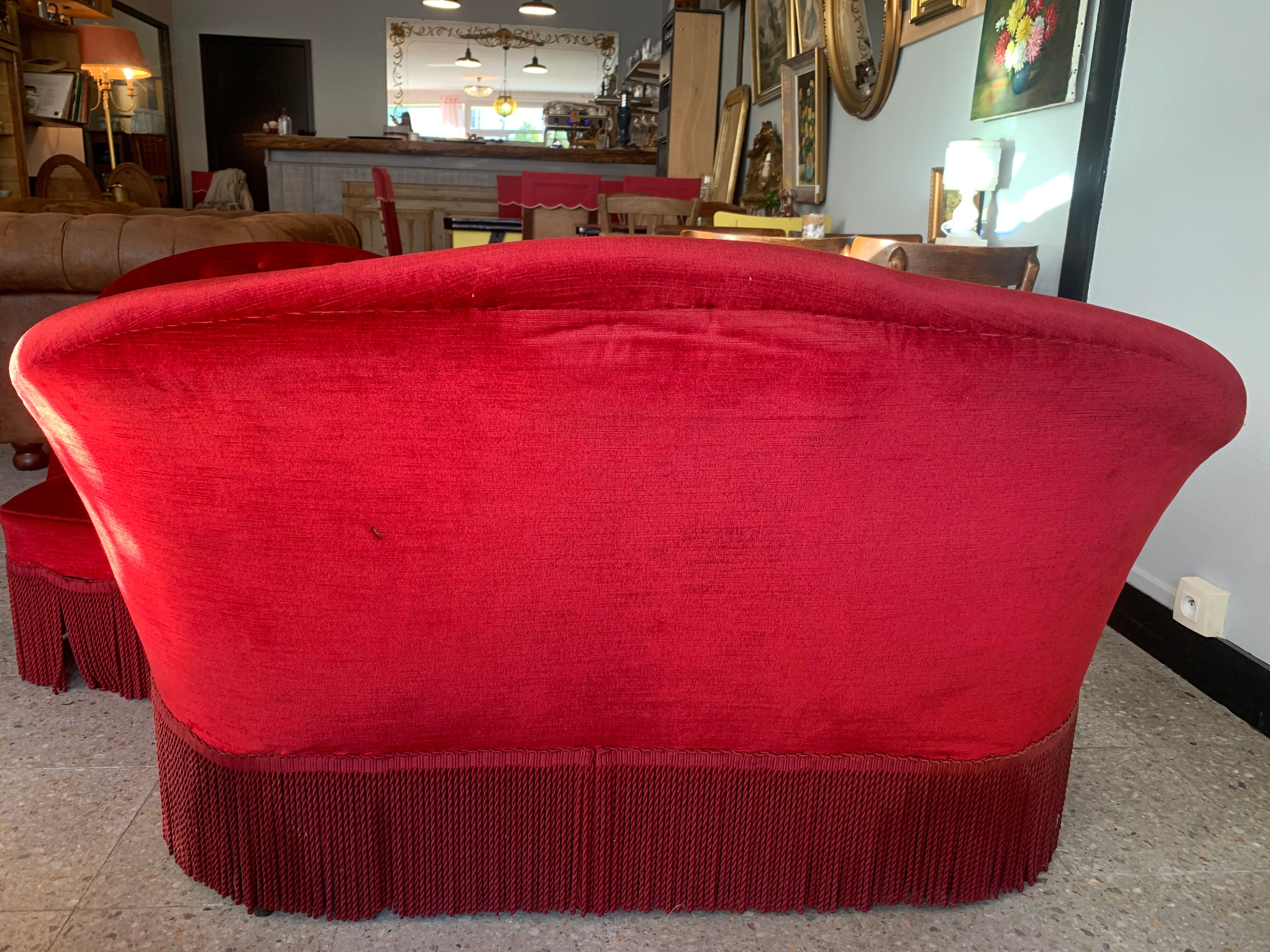 Sofa set and 2 toad armchairs