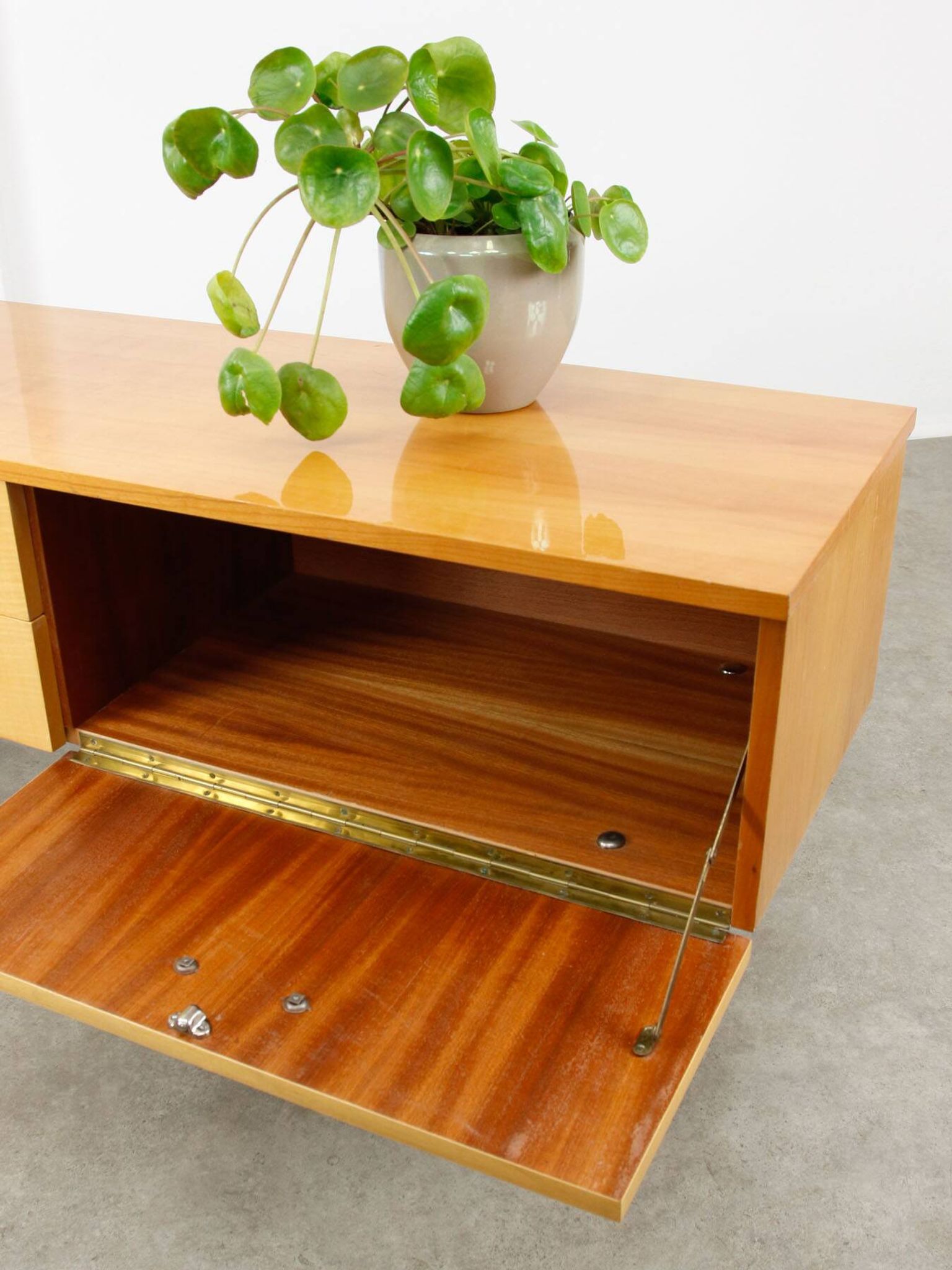 Mid-Century Modern Italian Sideboard, 1960s