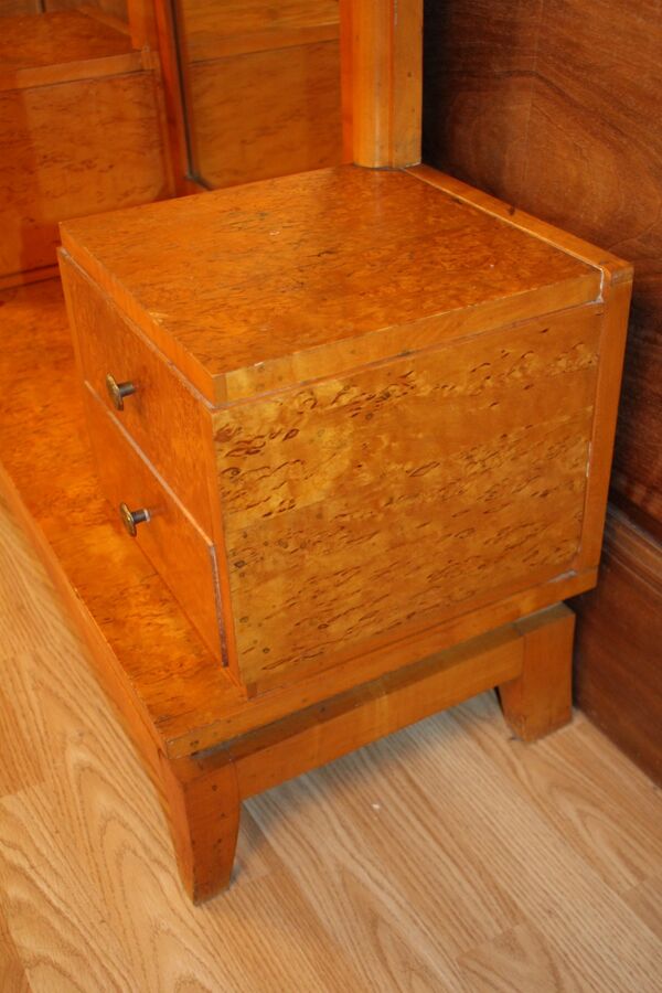 Coiffeuse art déco en placage d'érable