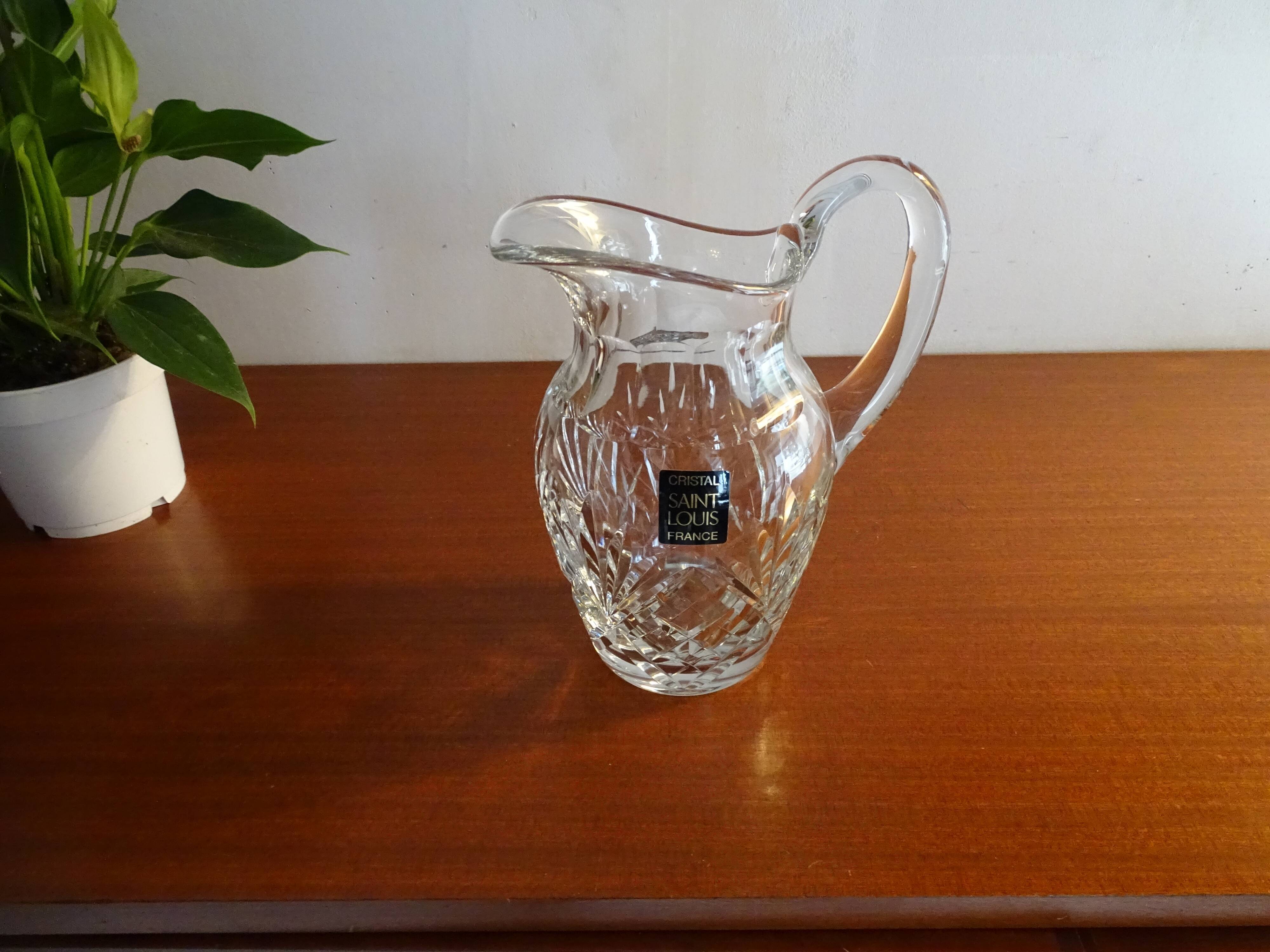 Jug / pitcher with crystal water Saint Louis signed - Model Chantilly