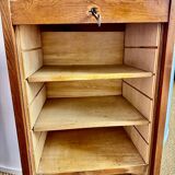 Curtain filing cabinet