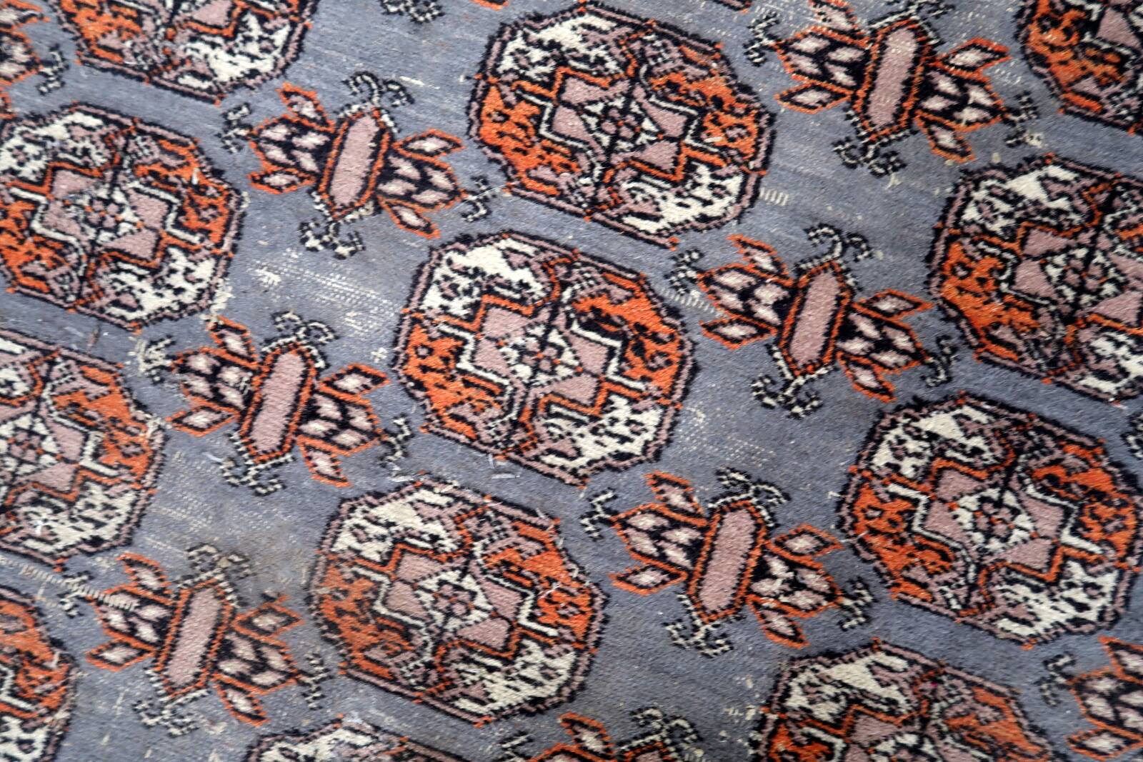 Tapis vintage ouzbek Bukhara fait main en laine – 127 x 190 cm – 1960s