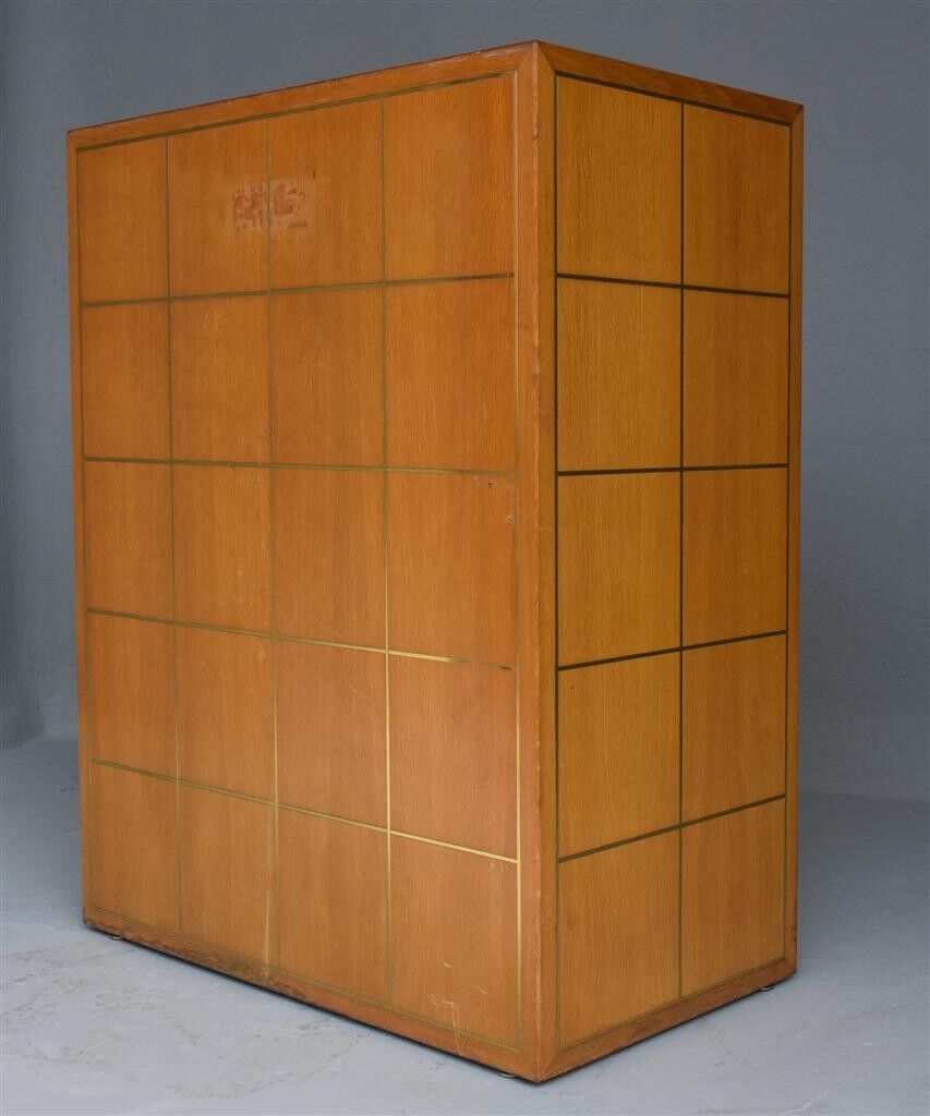 Vuitton storefront in oak year 1980
