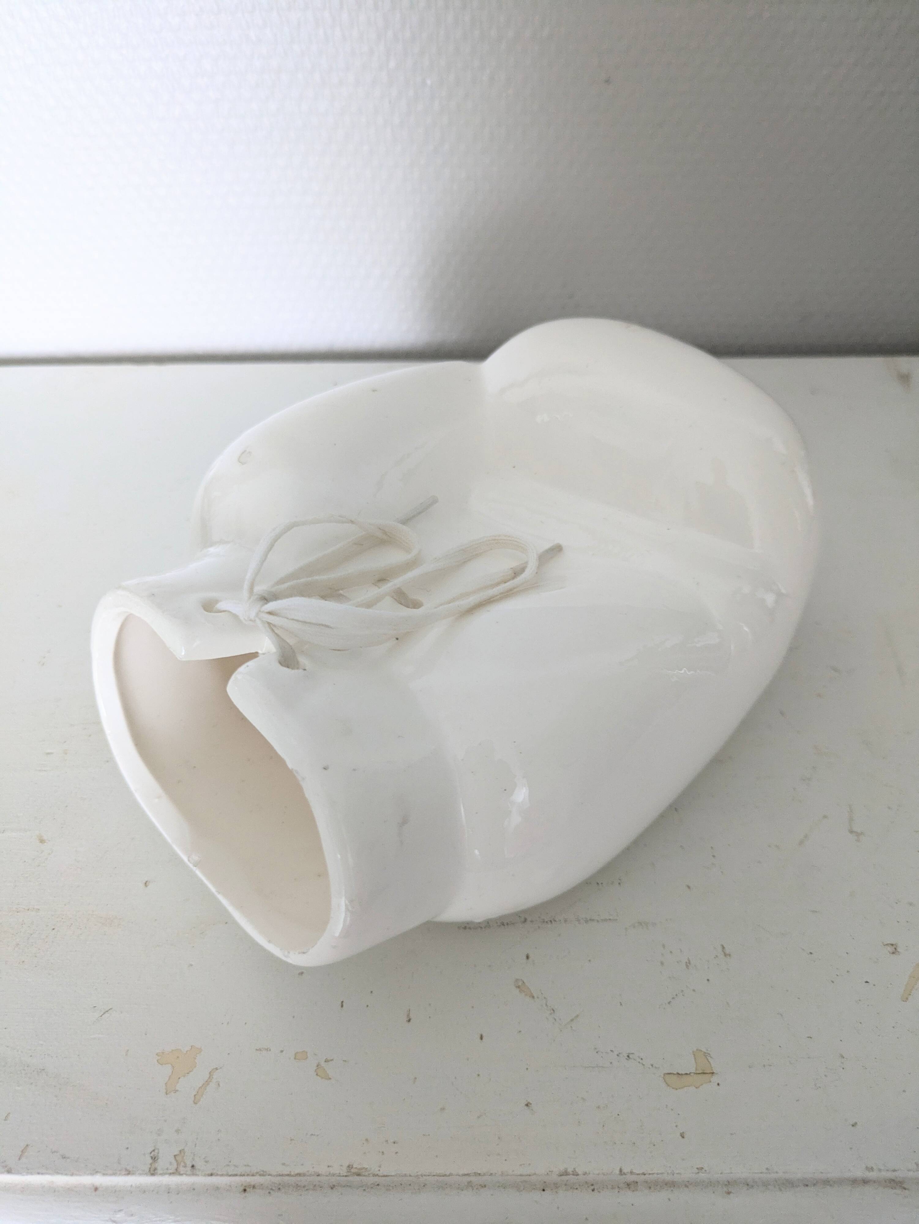 70s ceramic boxing glove empty pocket