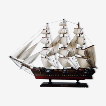 Maquette de bateau fragata siglo XVIII