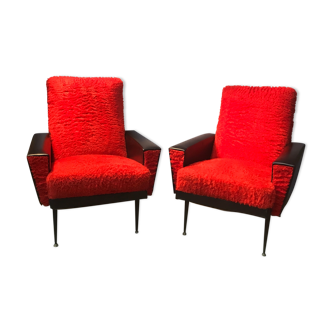 Paire de fauteuil en moumoutte rouge et Simili cuir noir, design année 60